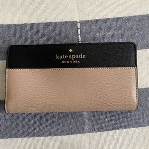 NEW Kate Spade wallet